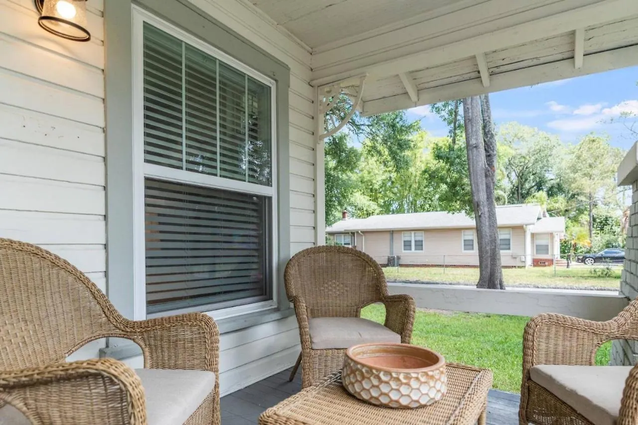 Beekeeper'S Inn - Beautifully Renovated 1929 Bungalow With 2 Bedrooms On Brick Street Near Tampa'S Attractions Tatil Evi